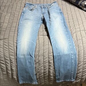 Classic Light Blue Relaxed Men's Jeans